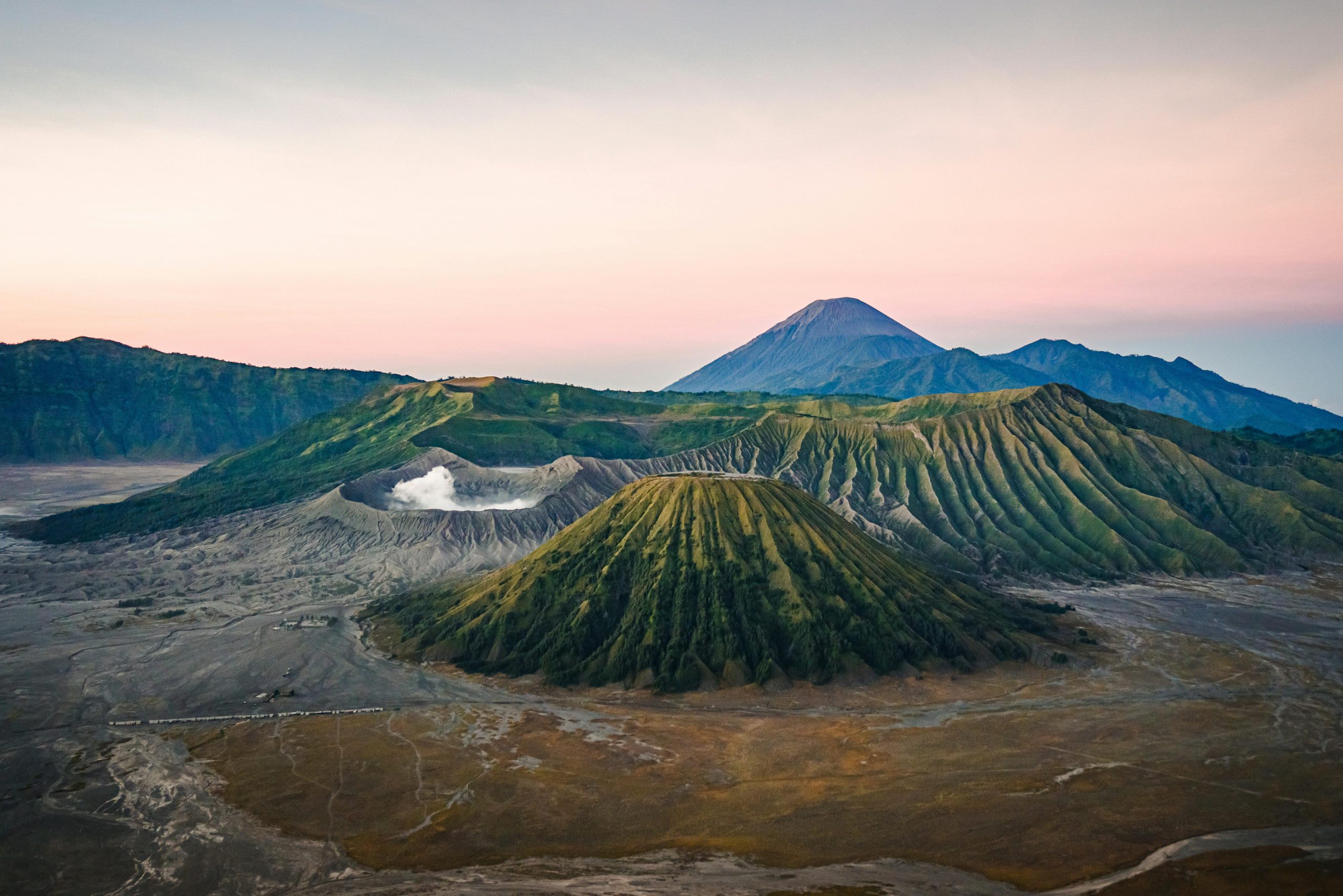 Travel Bandung Jawa Timur
